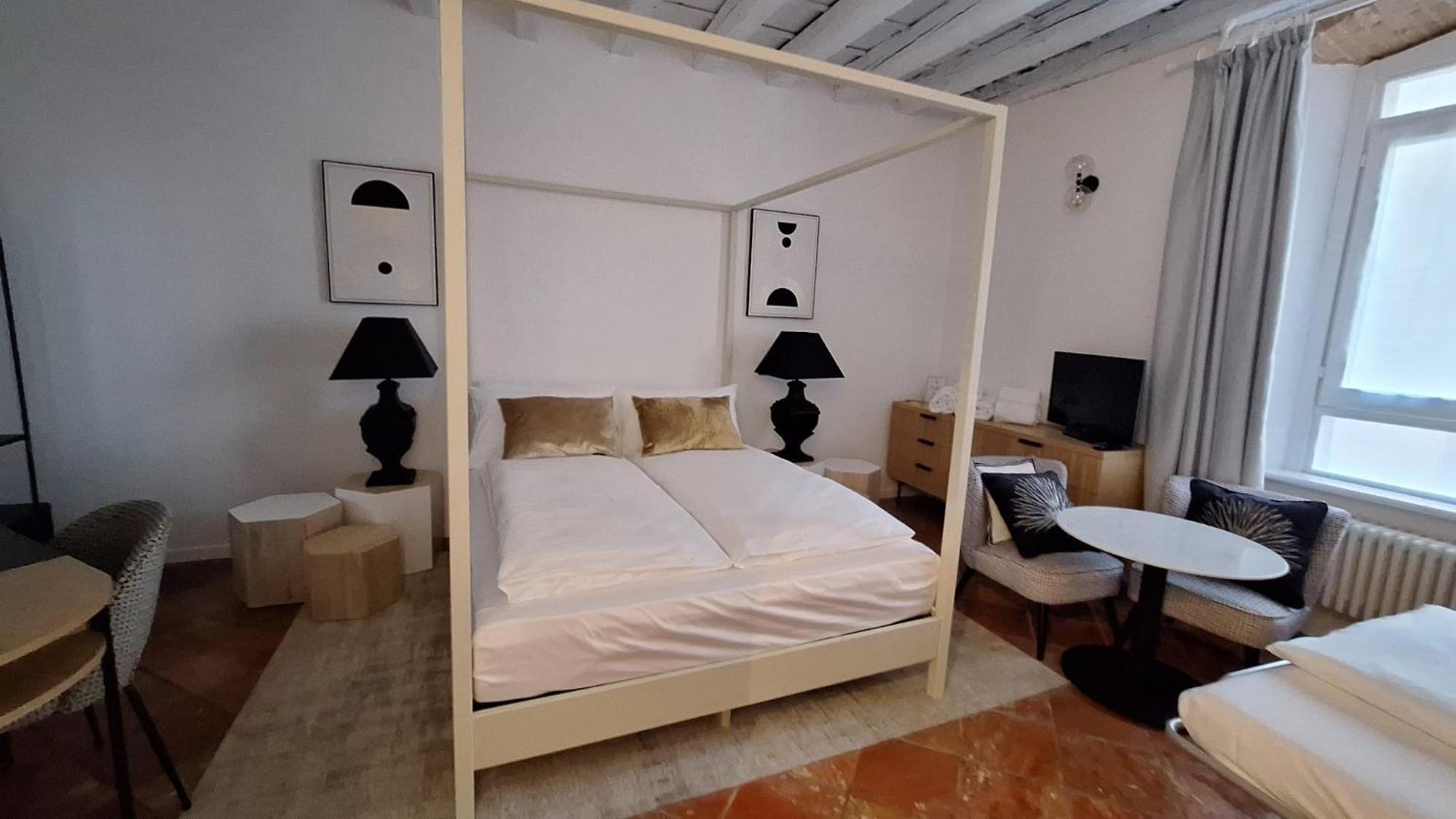 Silvia Suite - Appartamento Citta Alta Bergamo Eksteriør billede